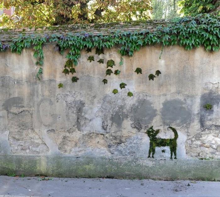 urban-art-cat-in-vegetal-moss-how-to-make-a-eco-graffiti