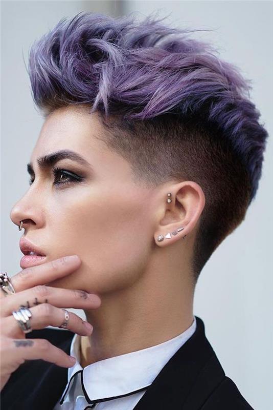 krátky strih žena model originálny trend punk krátke strany fialový top