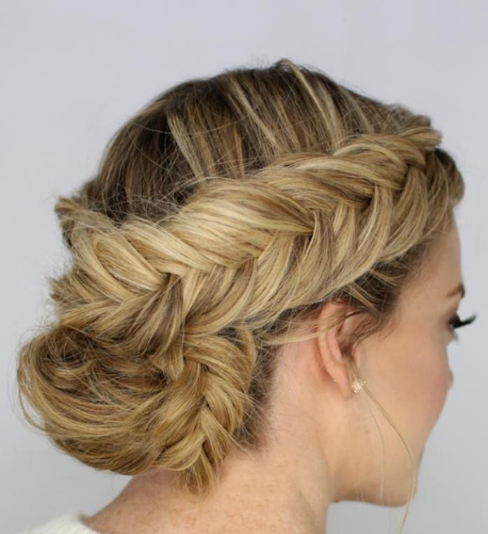 frisyr-original-frisyr-enkel-och-snabb-chignon-en-épi