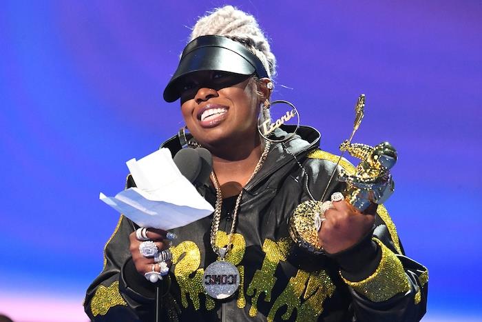 MTV Video Music Awards 2019 delade ut ett hederspris till Missy Elliott som uppträdde på scenen med en medley av sina stora hits