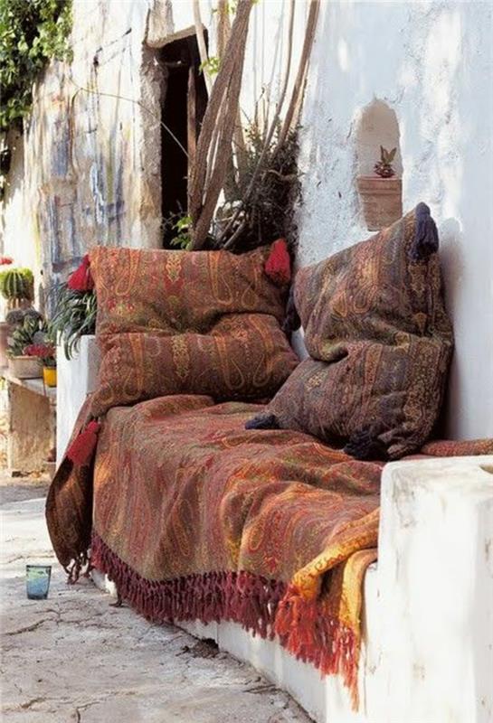 orientalisk-salong-sedari-marocain-dekoration-salon-modern-sedari-salon-marocain-soffa-marockansk