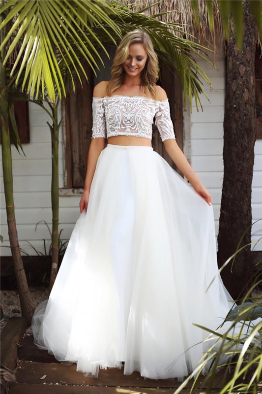 Abiti da Sposa Principleschi، vestito Bianco due pezzi، ragazza con Capelli ricci